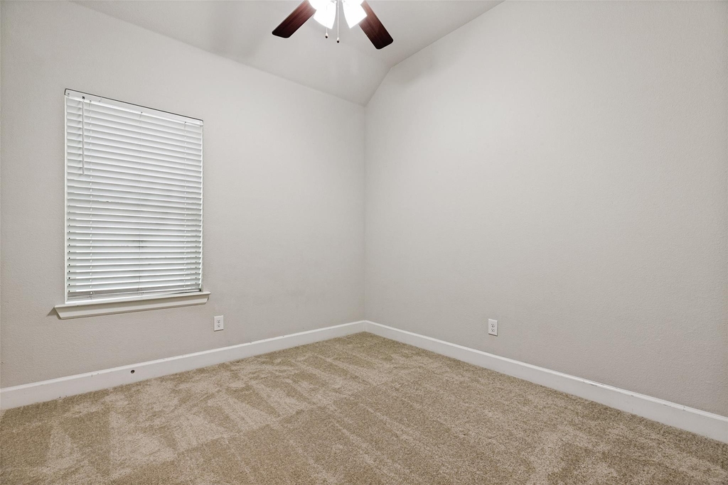 2424 Preakness Place - Photo 16