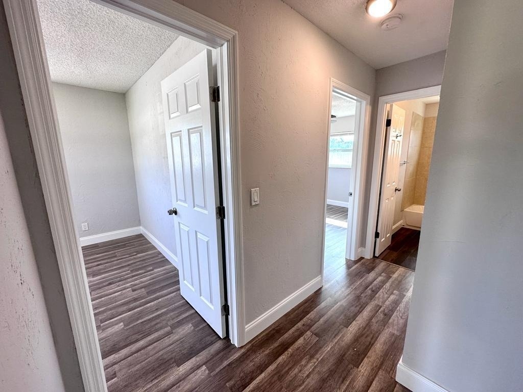 812 Center Street - Photo 8