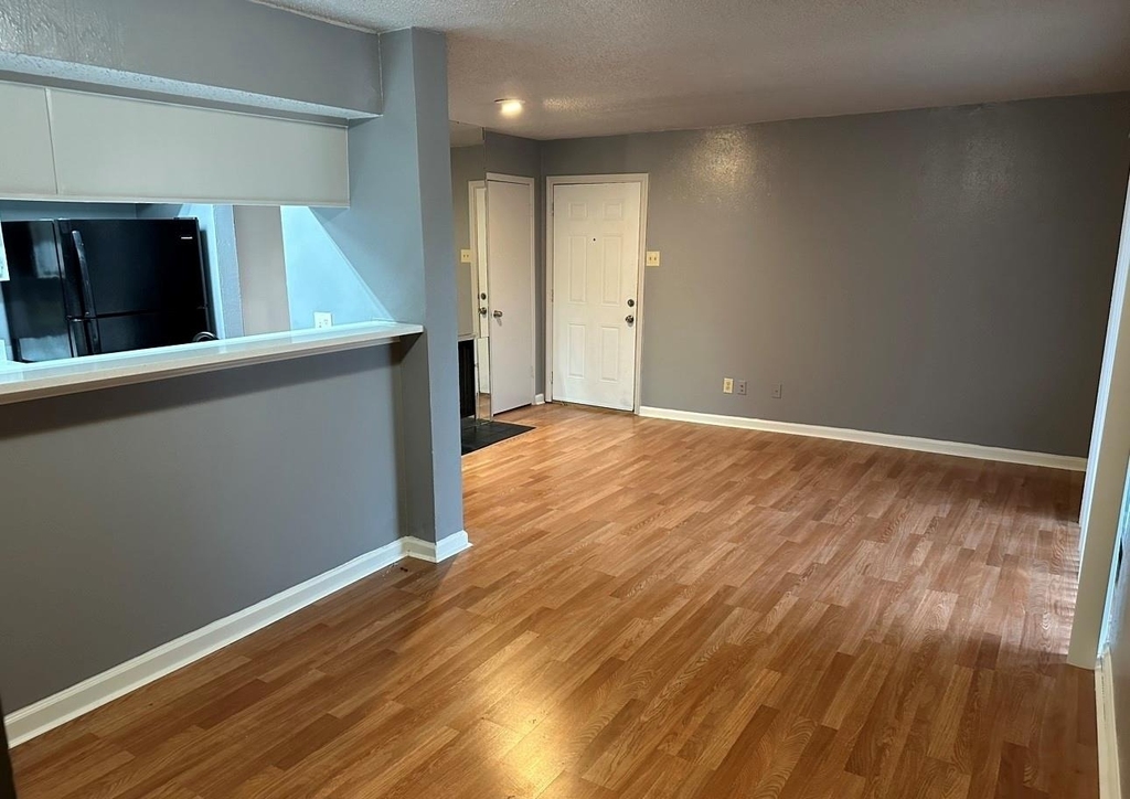 9170 Forest Lane - Photo 2