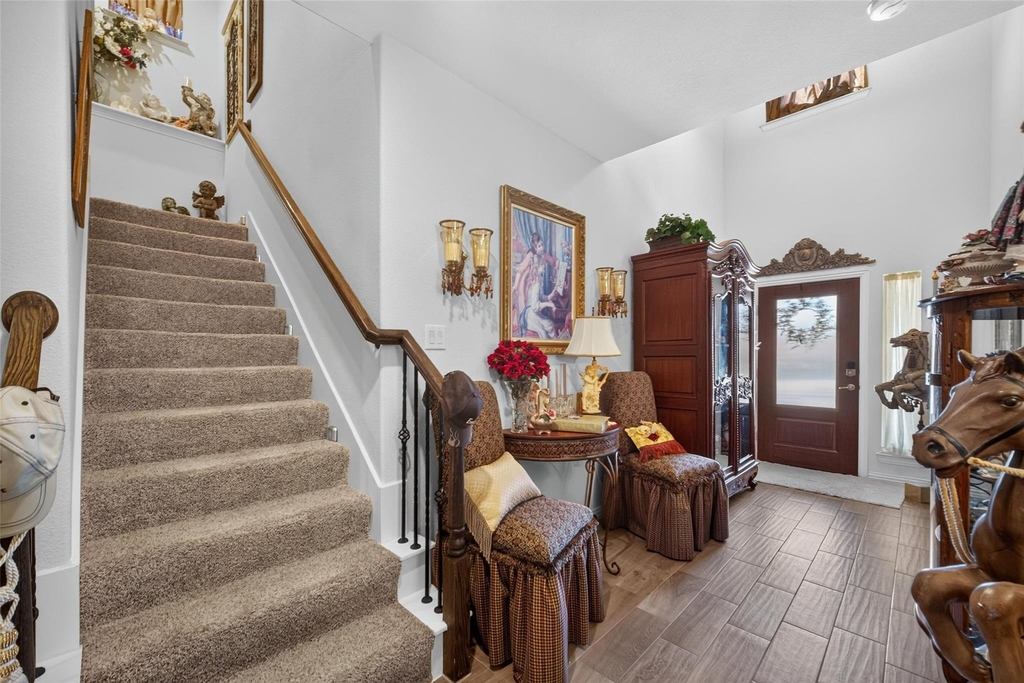 1318 Crossvine Drive - Photo 4