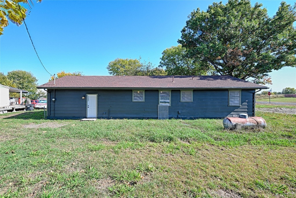 4574 County Road 895 - Photo 4