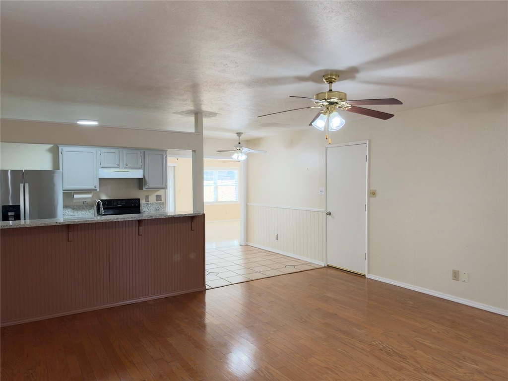 5716 Pearce Street - Photo 1
