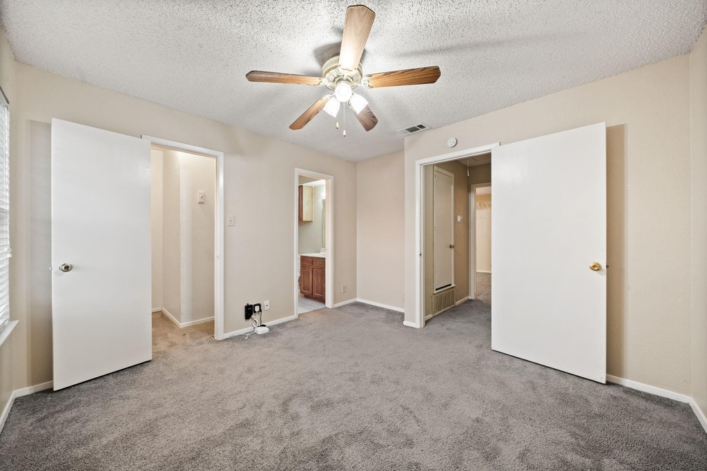 929 W Hickory Street - Photo 14