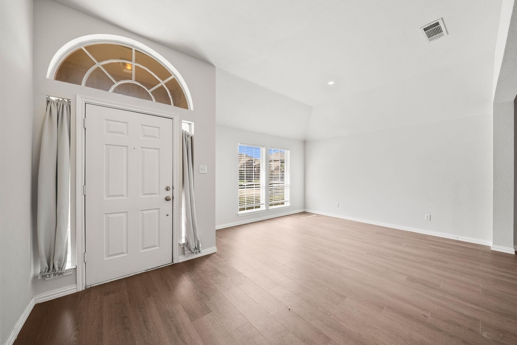 6507 Watch Hill Court - Photo 14