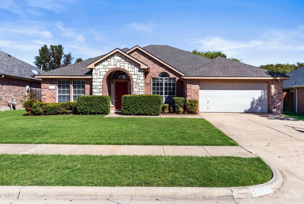 6507 Watch Hill Court - Photo 0