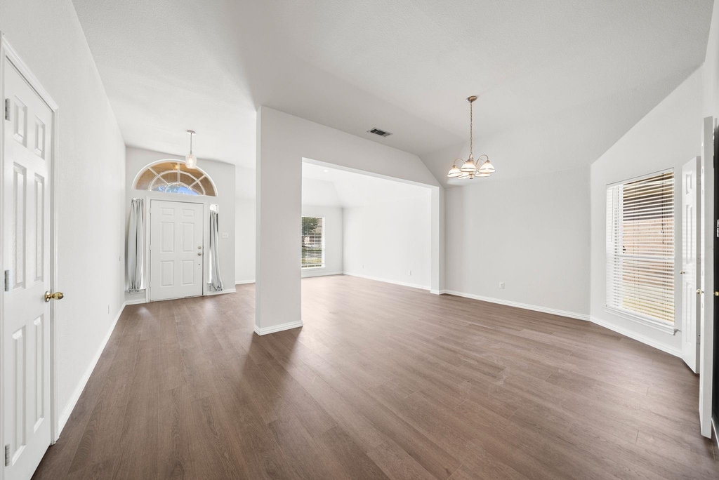6507 Watch Hill Court - Photo 10