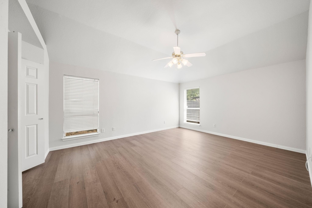 6507 Watch Hill Court - Photo 19