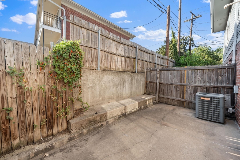 929 W Hickory Street - Photo 20