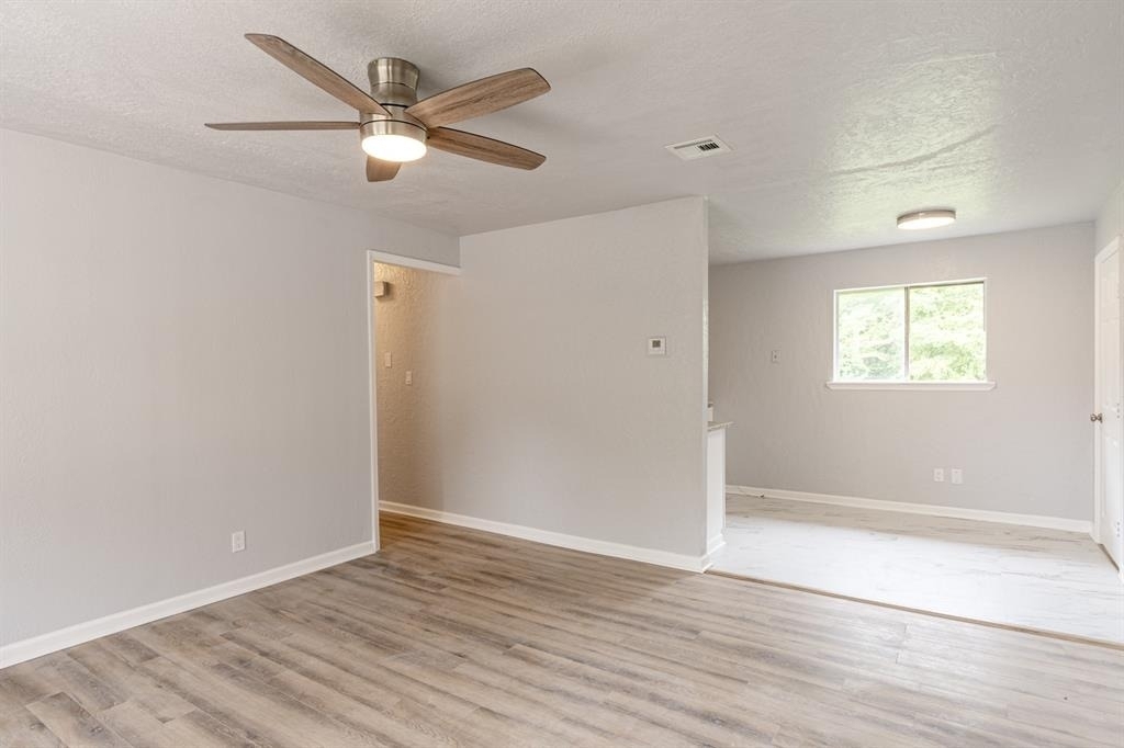 2605 Queensbury Road - Photo 5