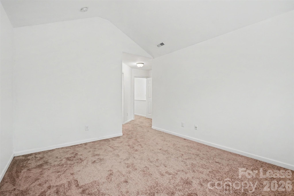 7514 Abigail Glen Drive - Photo 11