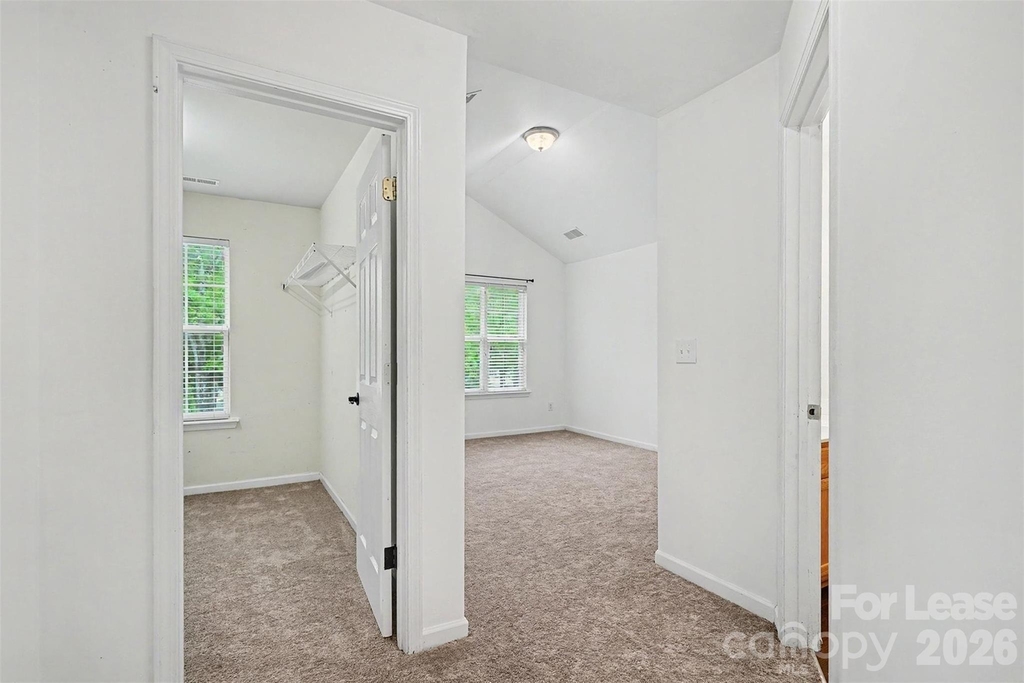 7514 Abigail Glen Drive - Photo 9