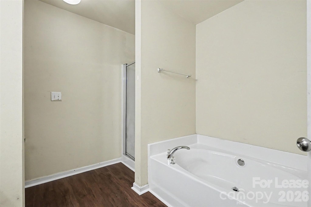 7514 Abigail Glen Drive - Photo 13