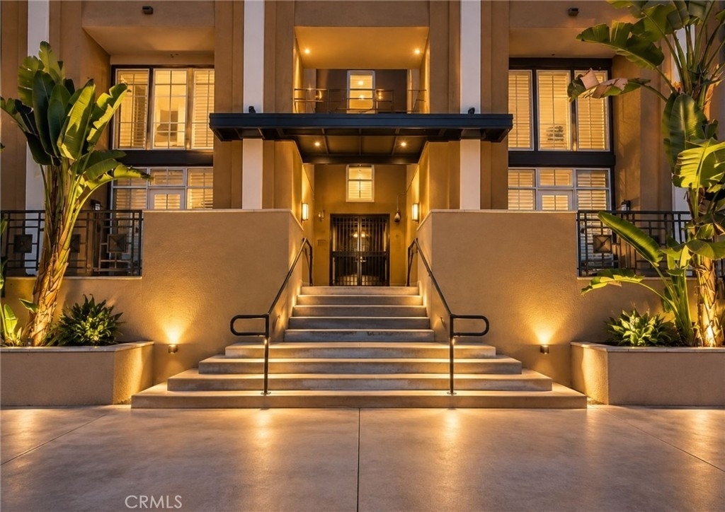 360 W Avenue 26 - Photo 1