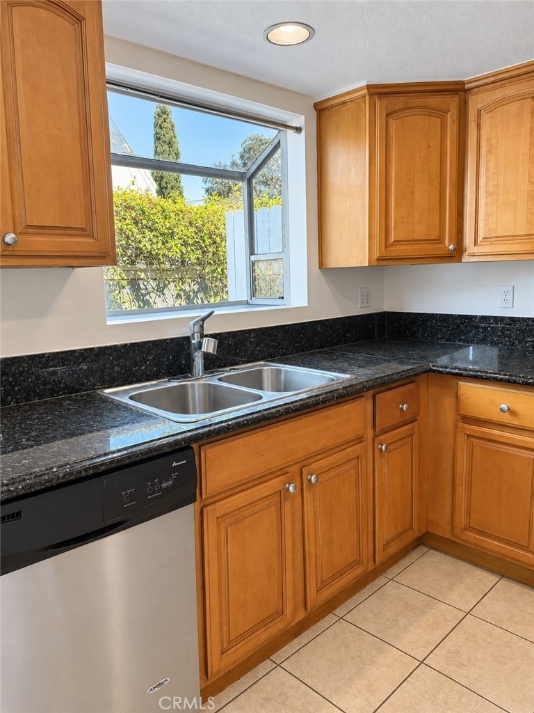 29 S Allen Avenue - Photo 2