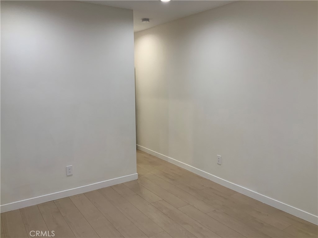 15334 Hart - Photo 21