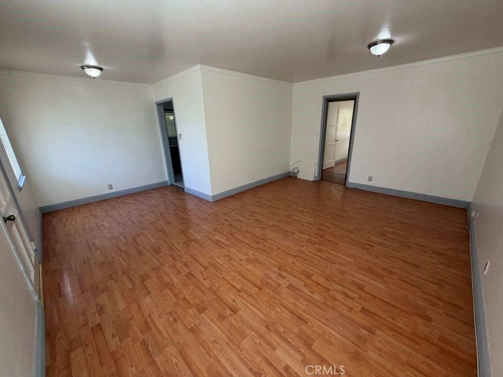 526 Dewey - Photo 2