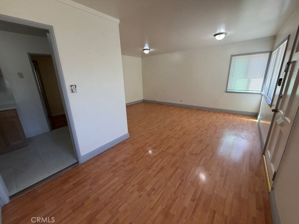 526 Dewey - Photo 7