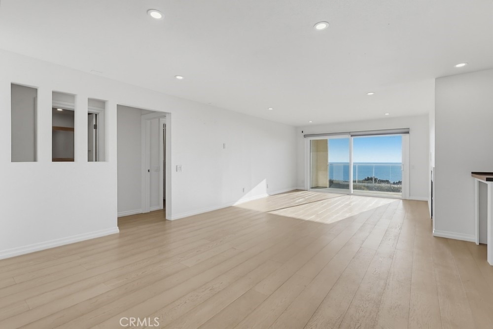 3200 La Rotonda Drive - Photo 4
