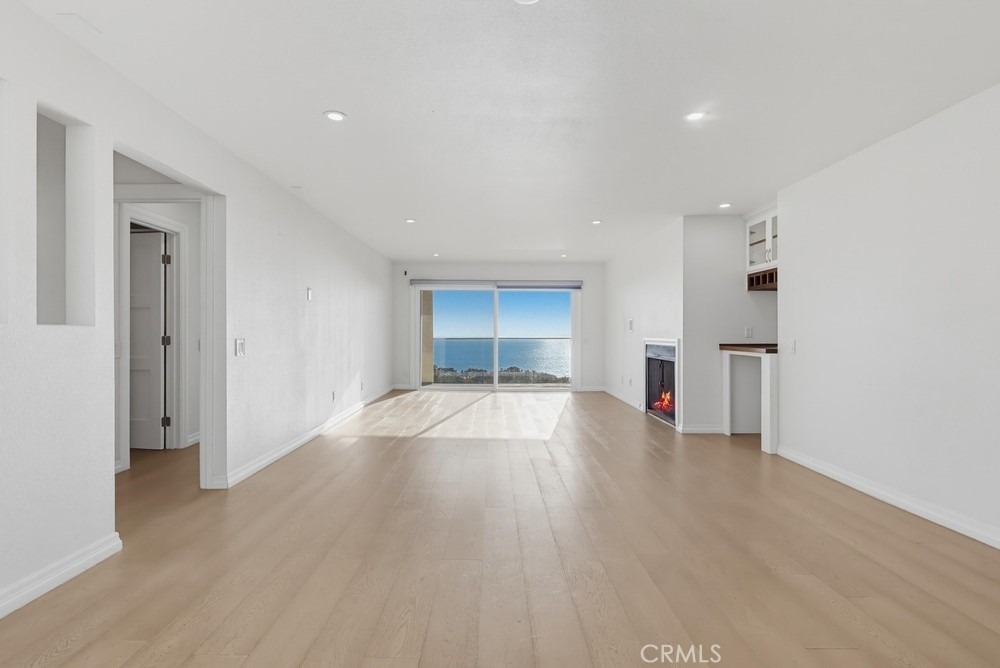 3200 La Rotonda Drive - Photo 5
