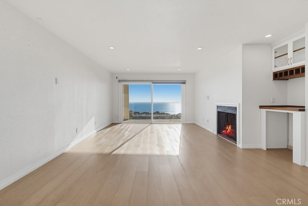 3200 La Rotonda Drive - Photo 3