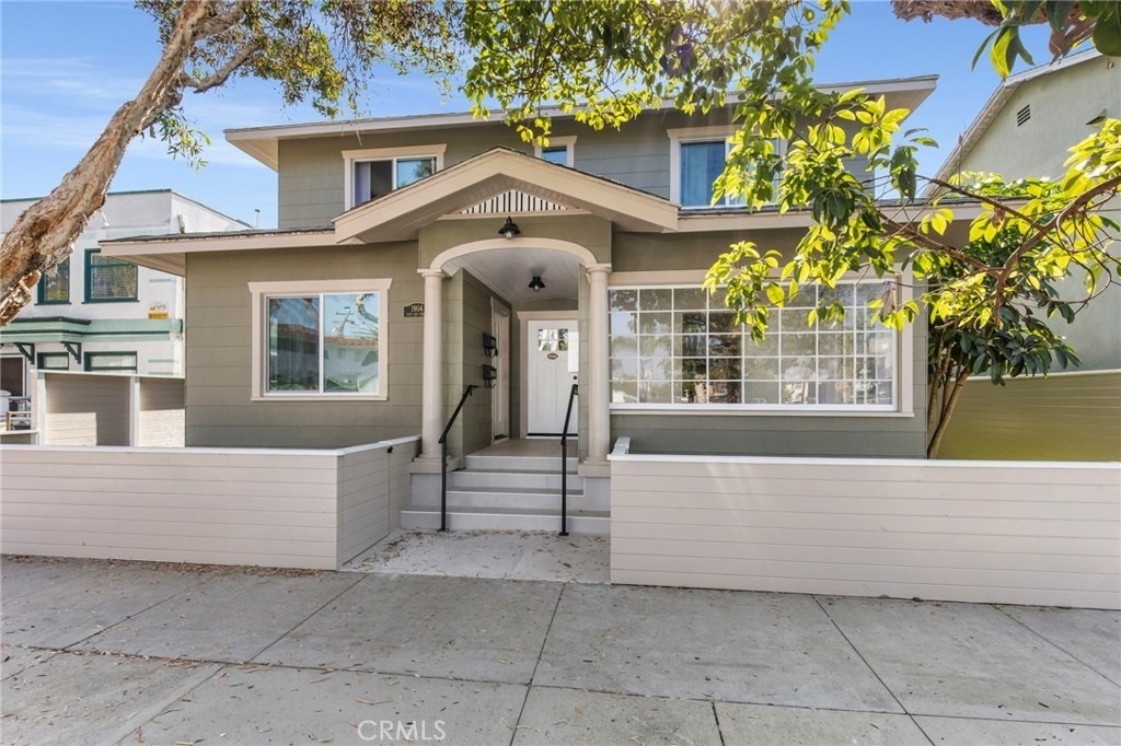 1902 E 2nd - Photo 1