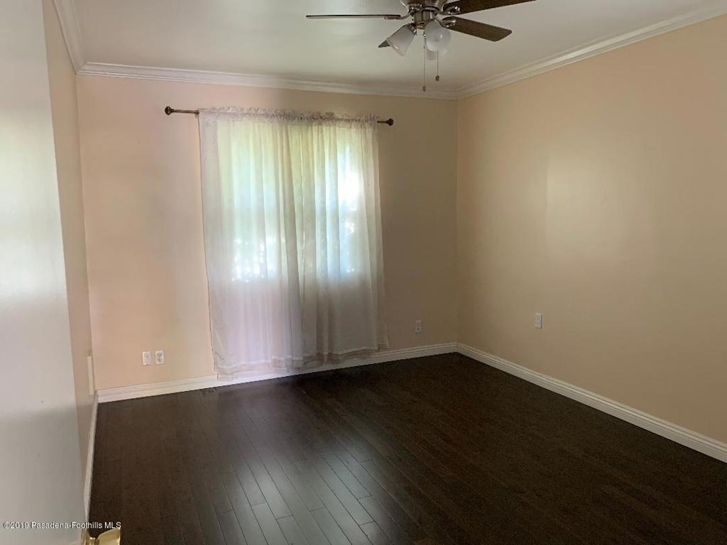 10526 Langmuir Avenue - Photo 3