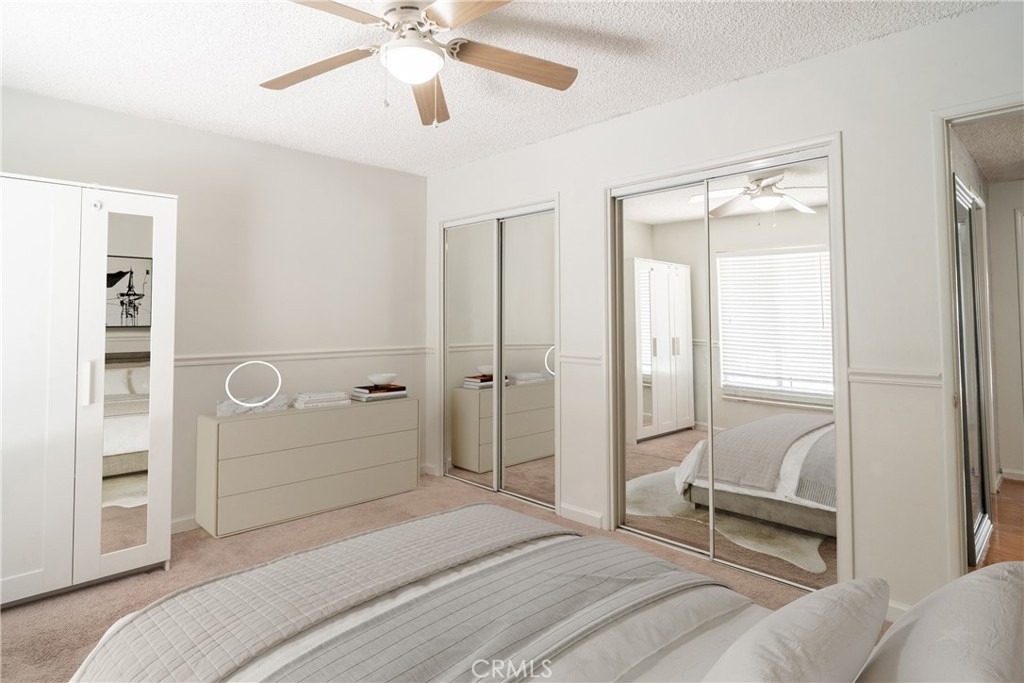 1201 Lyndhurst - Photo 4