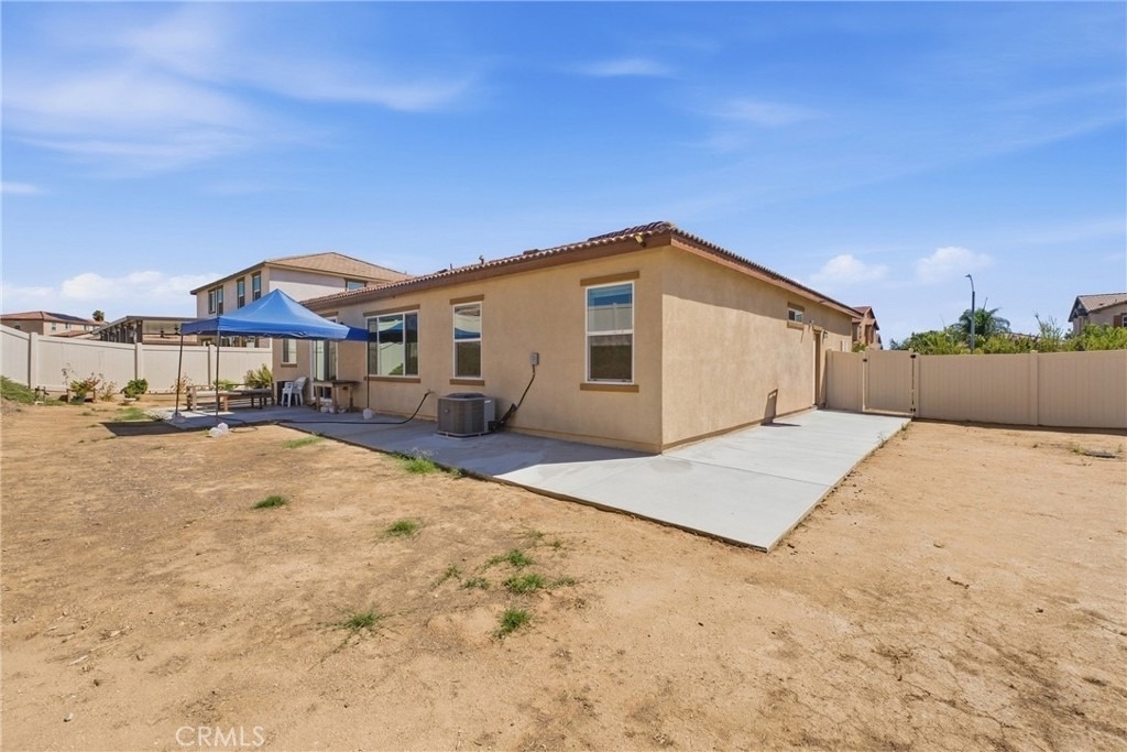 27786 Bay Avenue - Photo 27