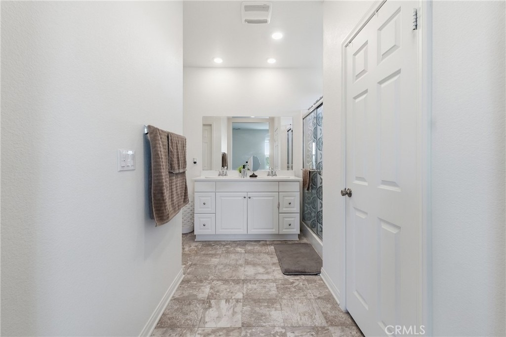 27786 Bay Avenue - Photo 12