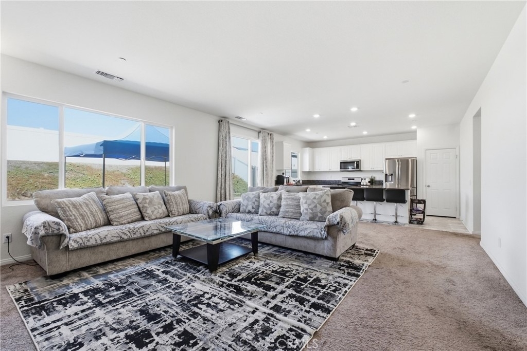 27786 Bay Avenue - Photo 2
