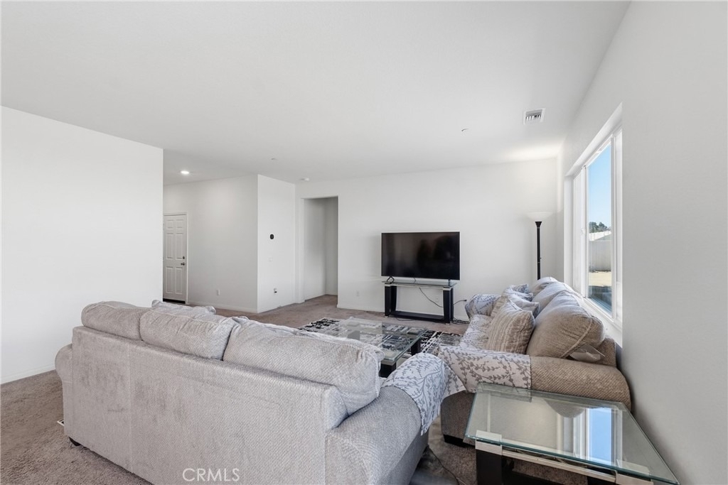 27786 Bay Avenue - Photo 4