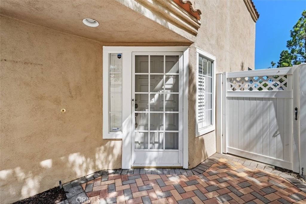 19 Stream Street - Photo 2