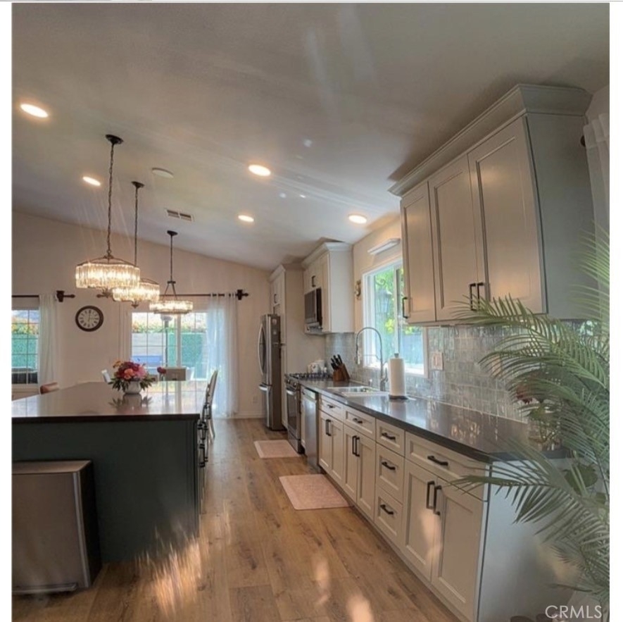 328 Selkirk - Photo 12