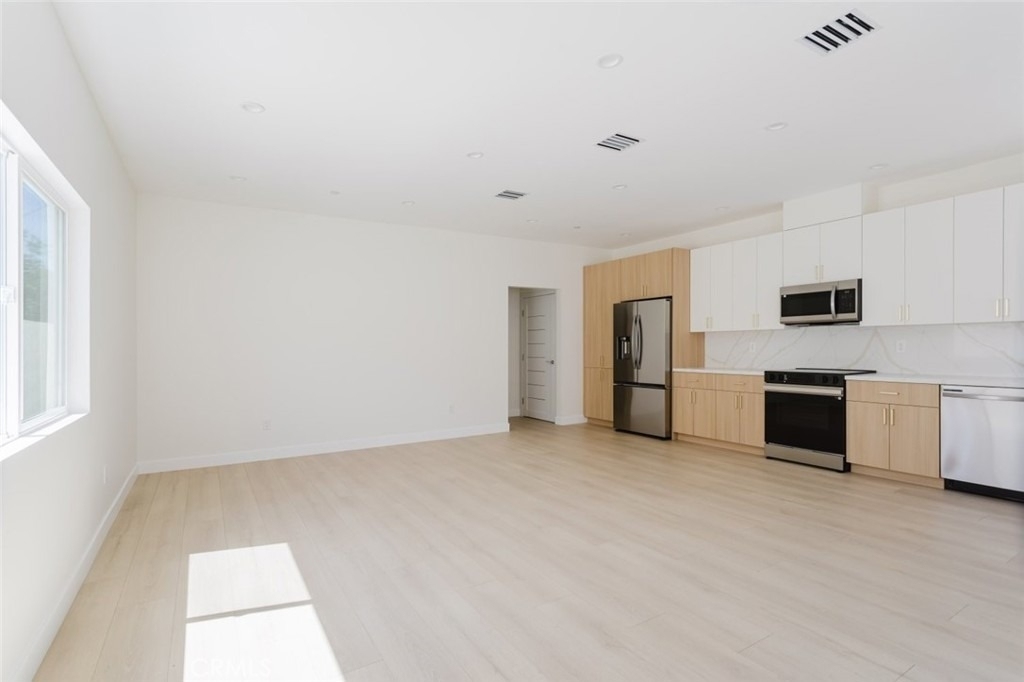 1507 N Niagara Street - Photo 1