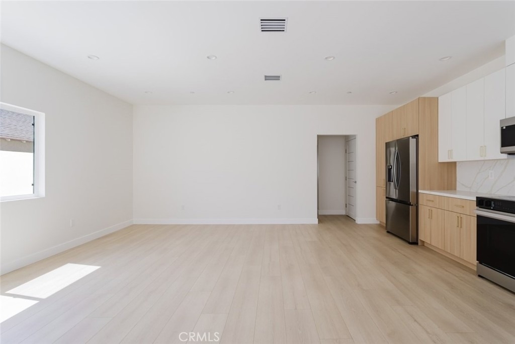 1507 N Niagara Street - Photo 0