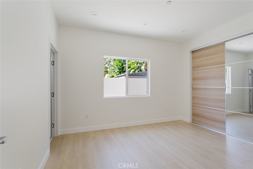 1507 N Niagara Street - Photo 11