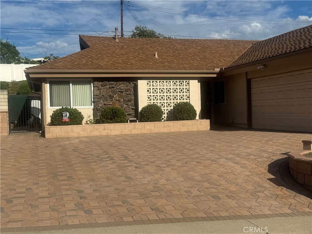 512 Ladera - Photo 1