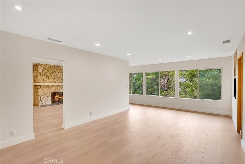 859 Saint Katherine Drive - Photo 40