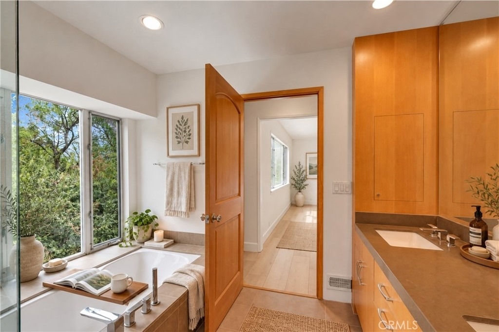859 Saint Katherine Drive - Photo 15