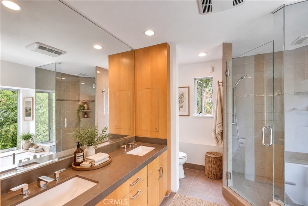 859 Saint Katherine Drive - Photo 14