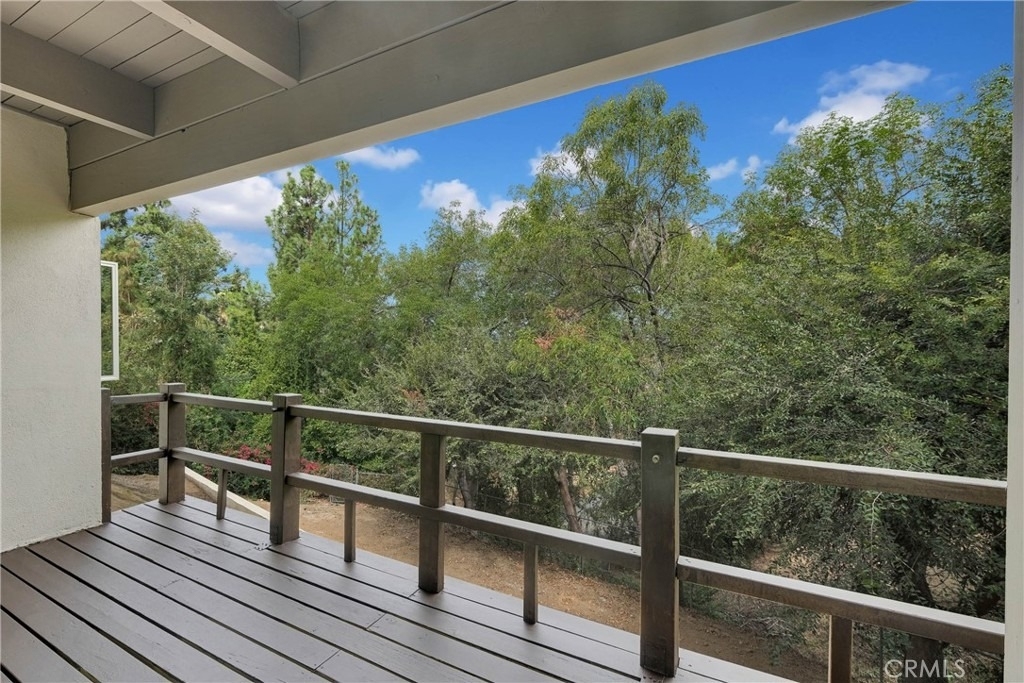 859 Saint Katherine Drive - Photo 25