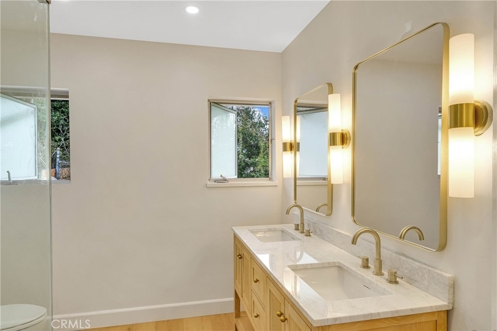 859 Saint Katherine Drive - Photo 52