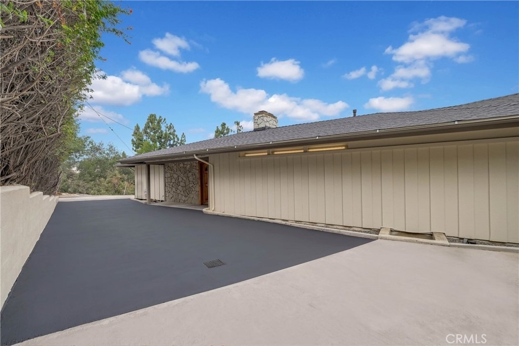 859 Saint Katherine Drive - Photo 31