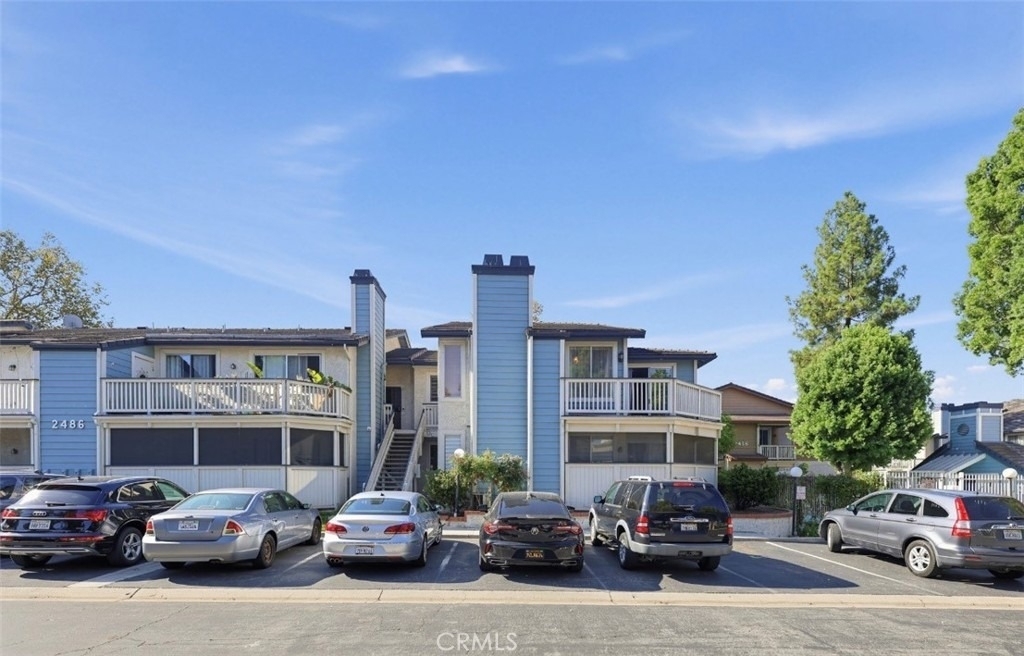 2486 Pleasant Way - Photo 0