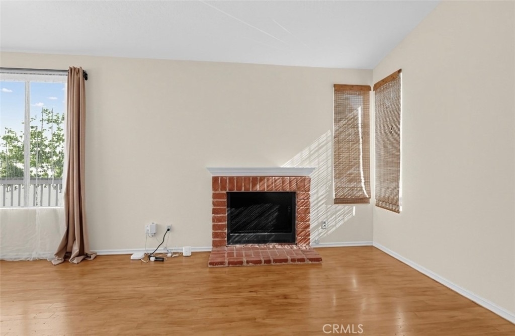 2486 Pleasant Way - Photo 4