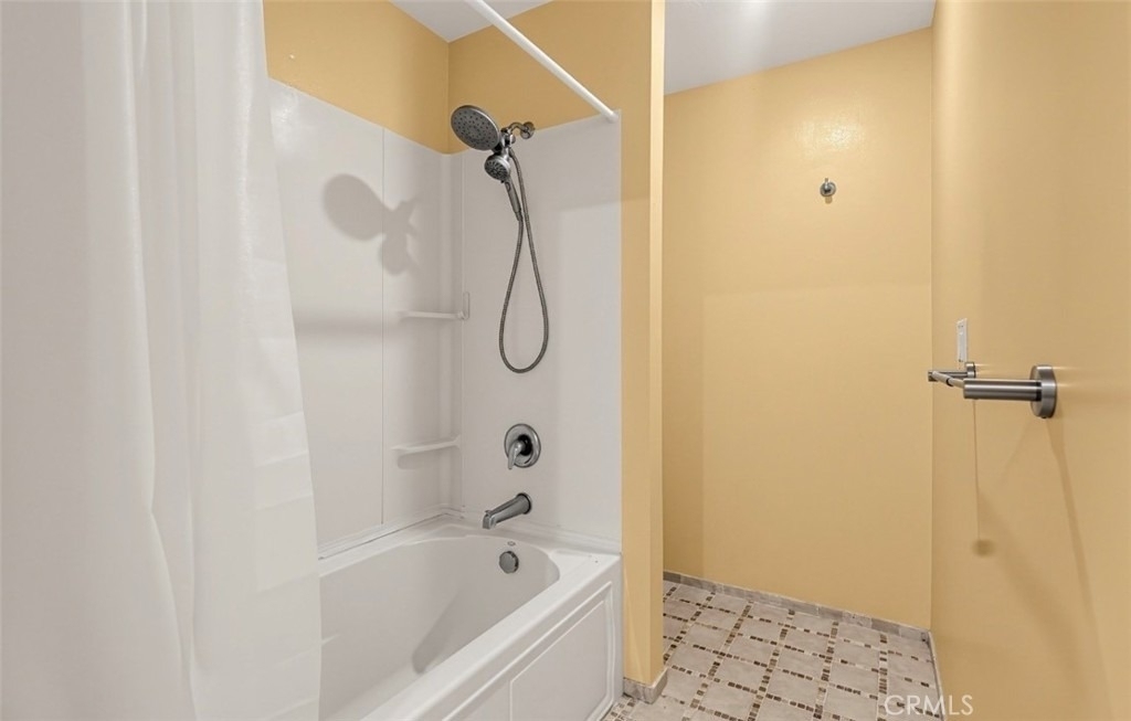 2486 Pleasant Way - Photo 11