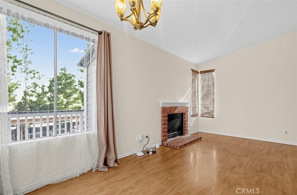 2486 Pleasant Way - Photo 5