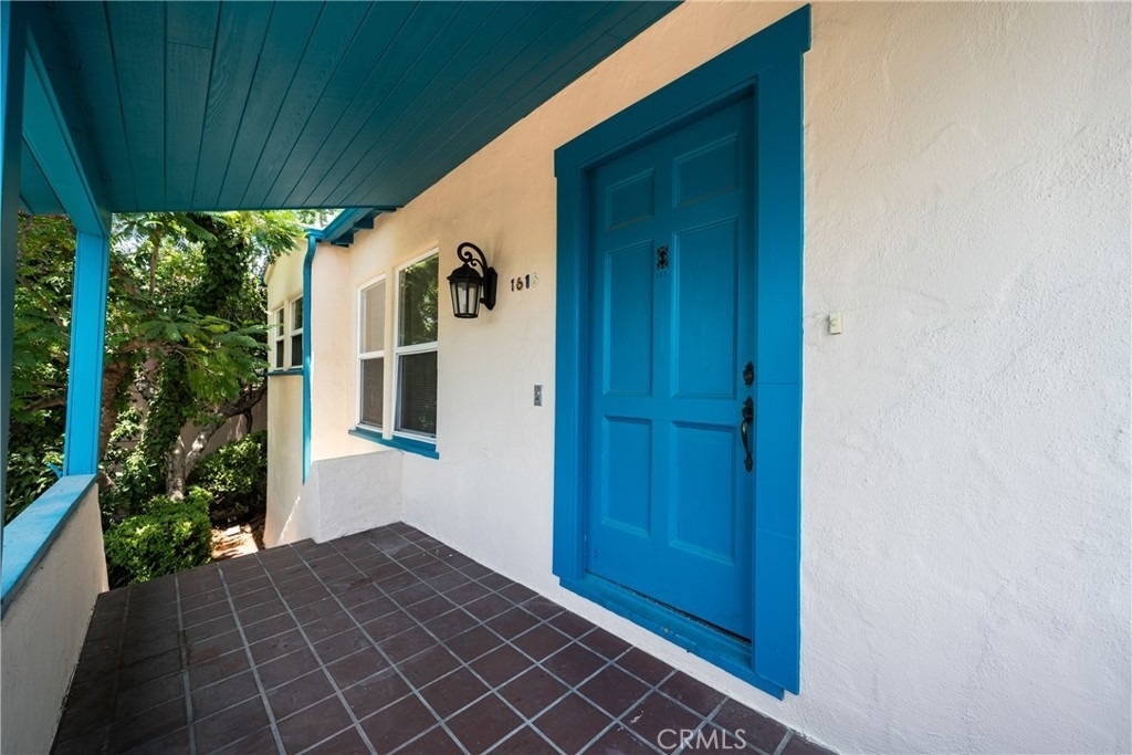 1616 Redcliff - Photo 5