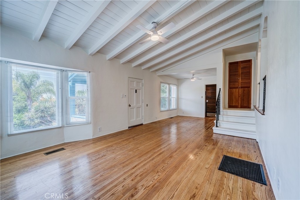 1616 Redcliff - Photo 18