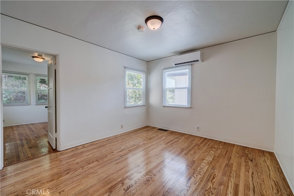 1616 Redcliff - Photo 32